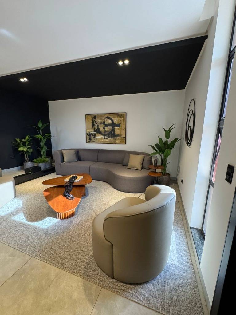 Vendo residencia de lujo frente al rio Acaray — foto 3