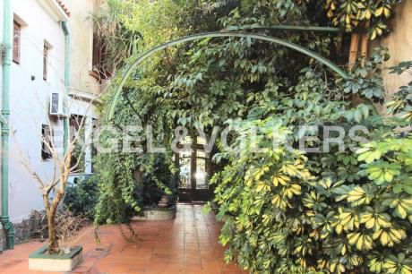 Hermosa Casa De Dos Plantas En Pocitos