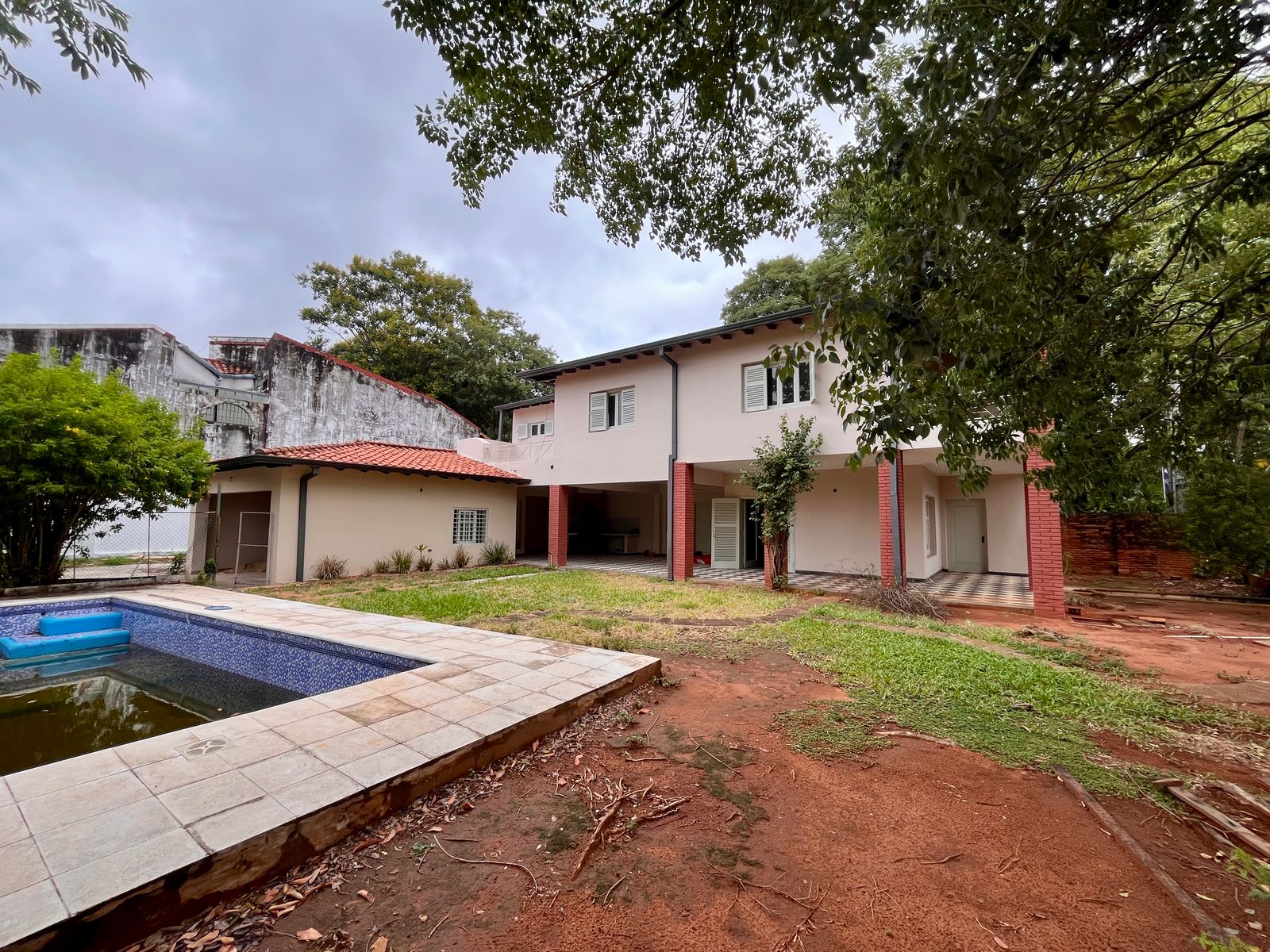 Casa en alquiler en Los Laureles