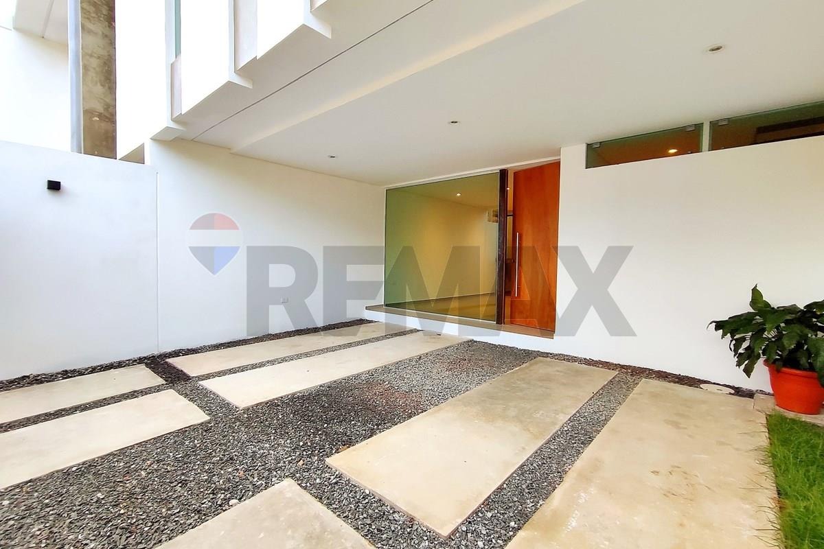 EN VENTA DÚPLEX A ESTRENAR EN FDO DE LA MORA — foto 2