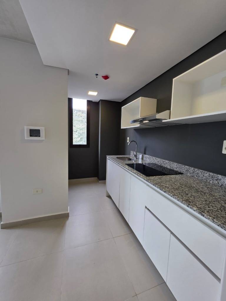 Alquilo Departamento en Los Laureles — foto 2