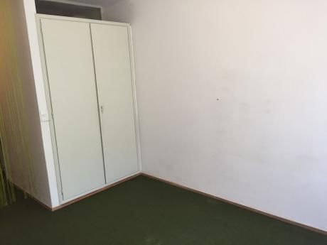 1 Dormitorio Al Frente C/equipamiento Amplio