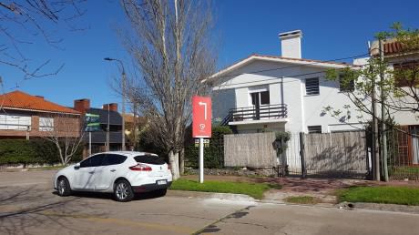 Casa En La Misma Punta De Punta Gorda Duplex Gje 2dorm Amp. 1 Medi. Jardin