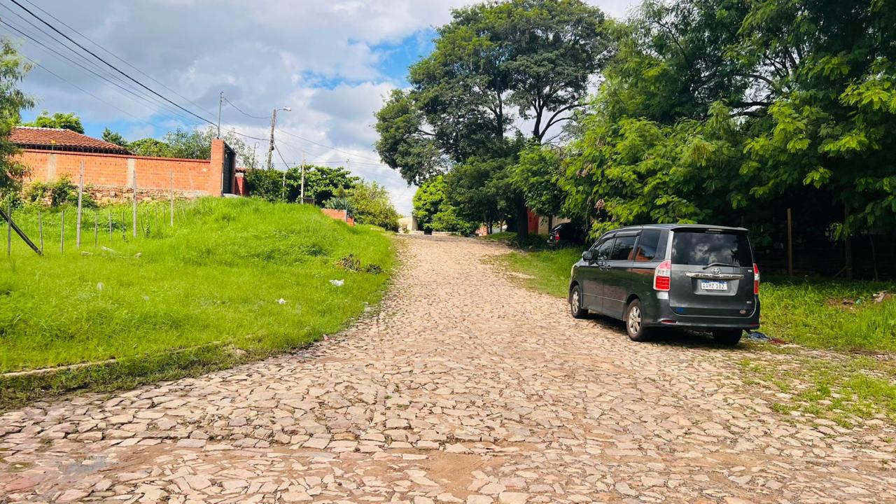 VENDO TERRENO EN ESQUINA EN LOMA PYTA ASUNCIÓN — foto 2
