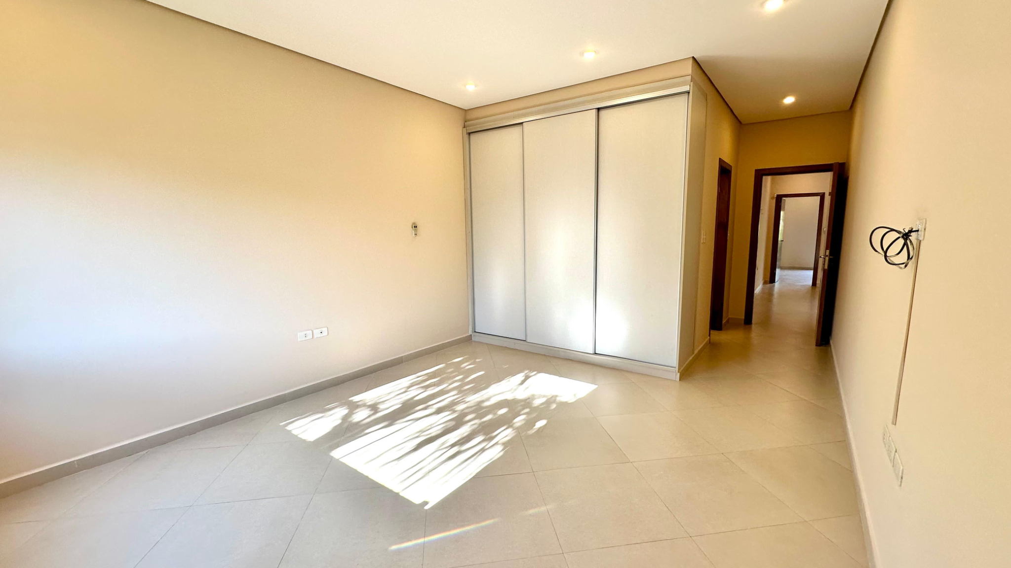 *EN ALQUILER MODERNA CASA — foto 3