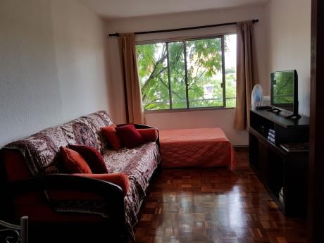 Impecable Con Muebles