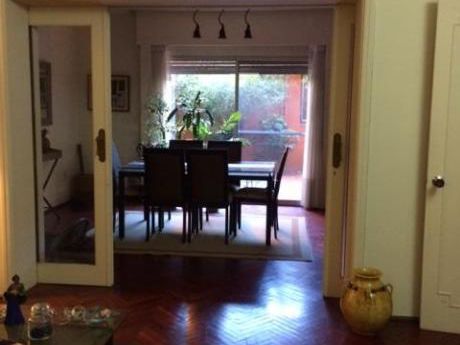 Silvestre Blanco Y Obligado .muy Buena Casa ,muy Amplia Y Sólida Construcción