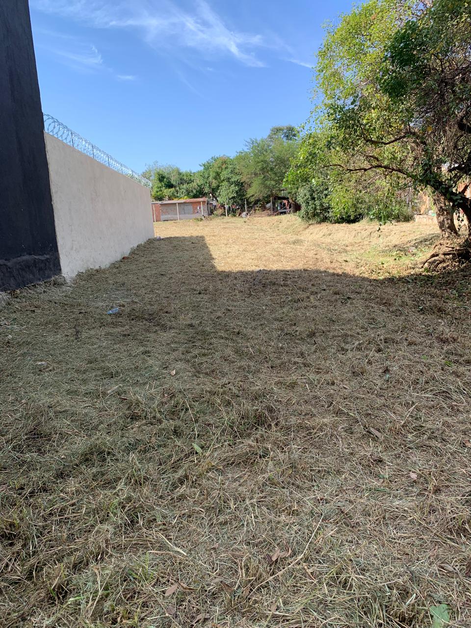 Vendo 4 Terreno -Total 1.484 M2 - Sobre Avda.del Yach !! — foto 3