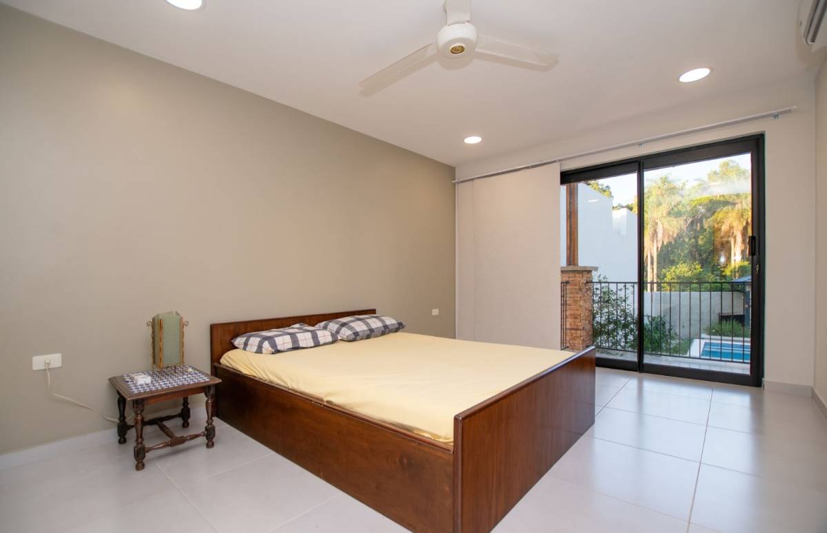 PRECIOSA CASA EN VENTA EN SAN BERNARDINO — foto 2
