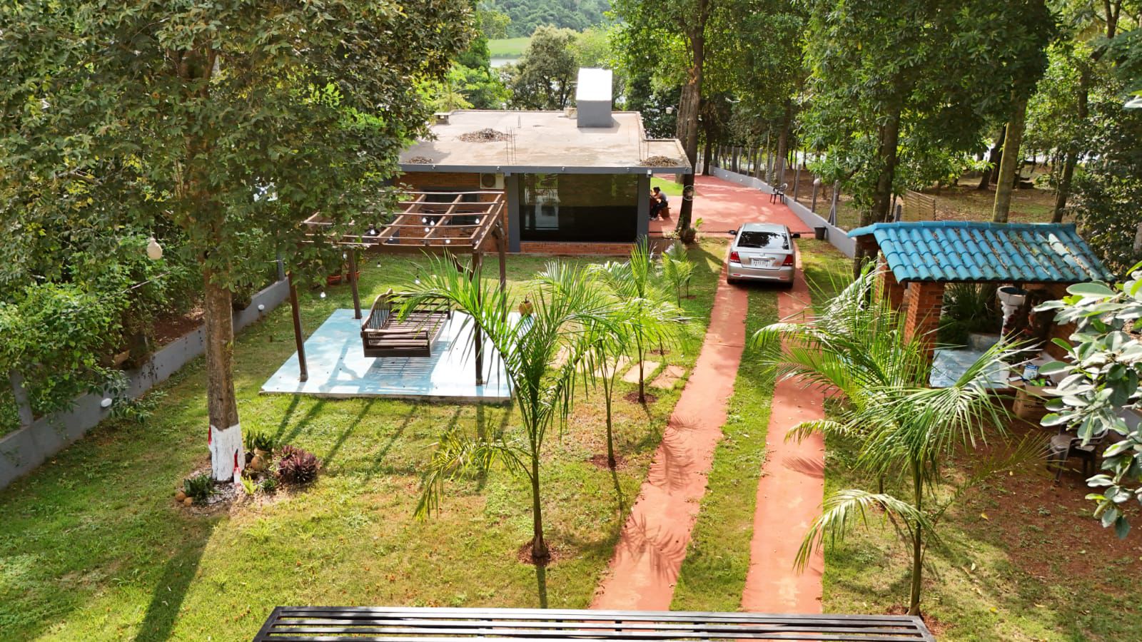 VENDO CASA QUINTA ZONA LAGO ACARAY — foto 3