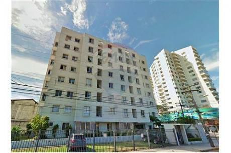 Departamento En Condominio Uno