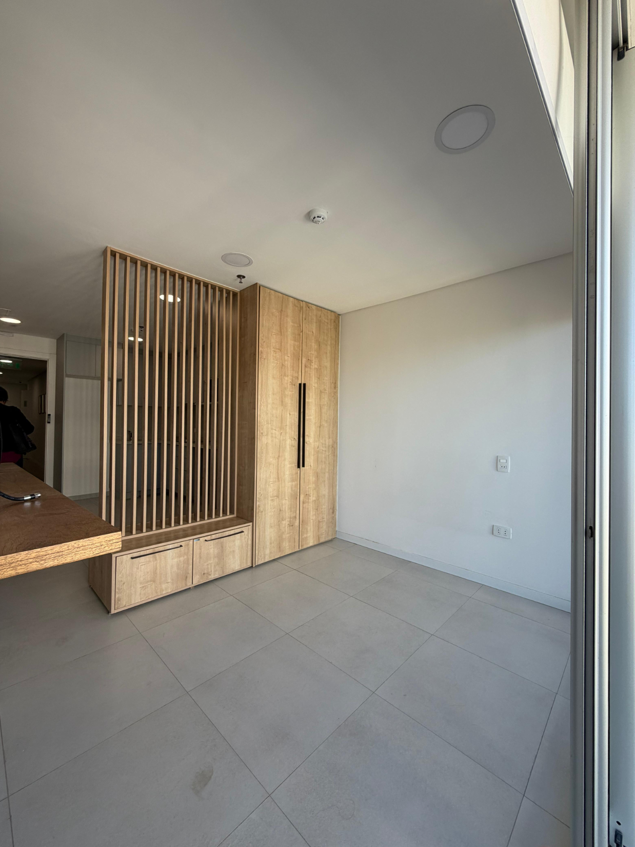 ALQUILO DPTO MONOAMBIENTE EDIFICIO IN MOLAS B° MBURUCUYÁ — foto 3