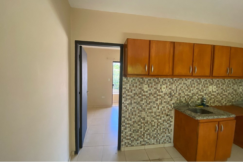 Casa - Venta - Fernando De La Mora - Inversión - — foto 2