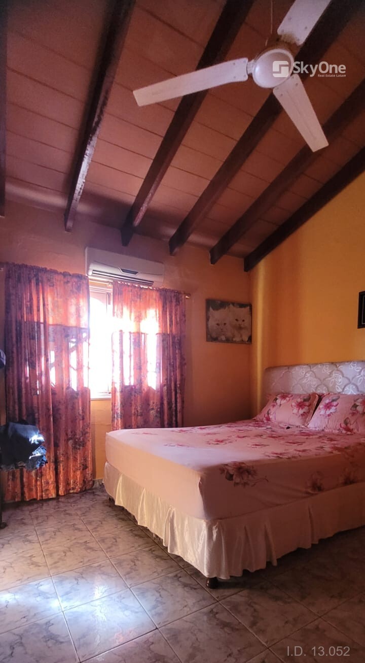 ¡OPORTUNIDAD DE INVERSIÓN EN REMATE!  CASA CON LOCAL COMERCIAL EN SAN ANTONIO — foto 3