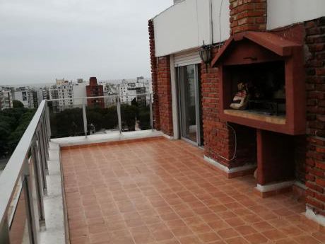 Penthouse En Sarmiento Y Enrique Muñoz