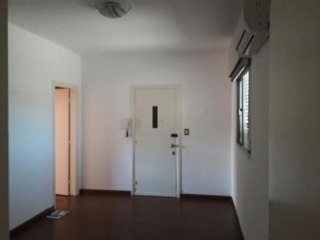 Còmodo Apartamento De 2 Dormitorios