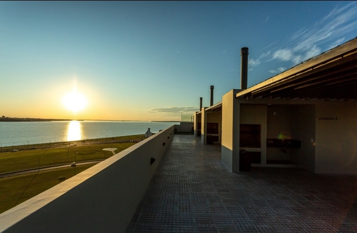 Departamento en Venta con Vistas panorámicas Encarnación — foto 2