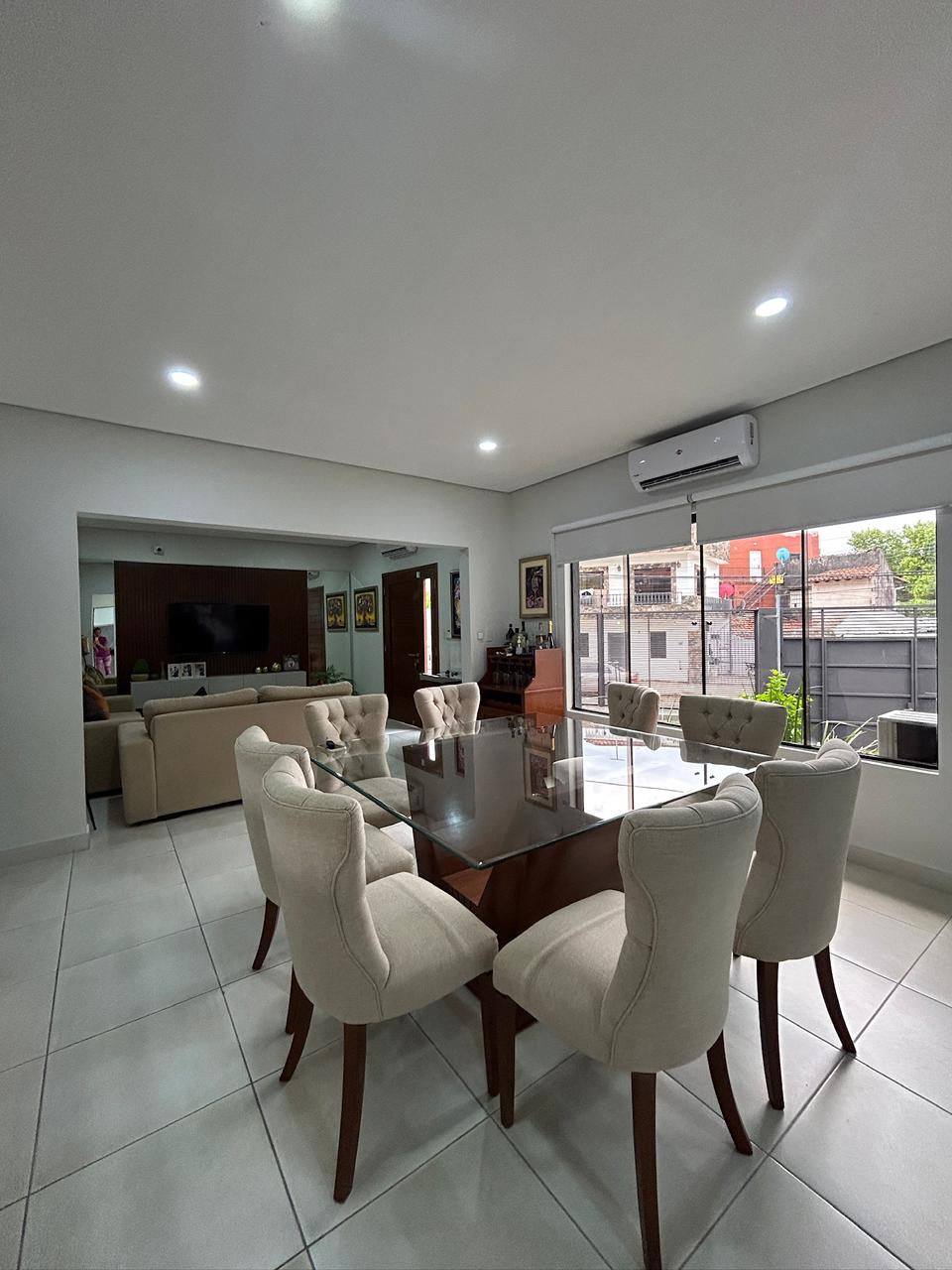 Casa en Venta en Asuncion con 5 habitaciones (3 en suite) — foto 3