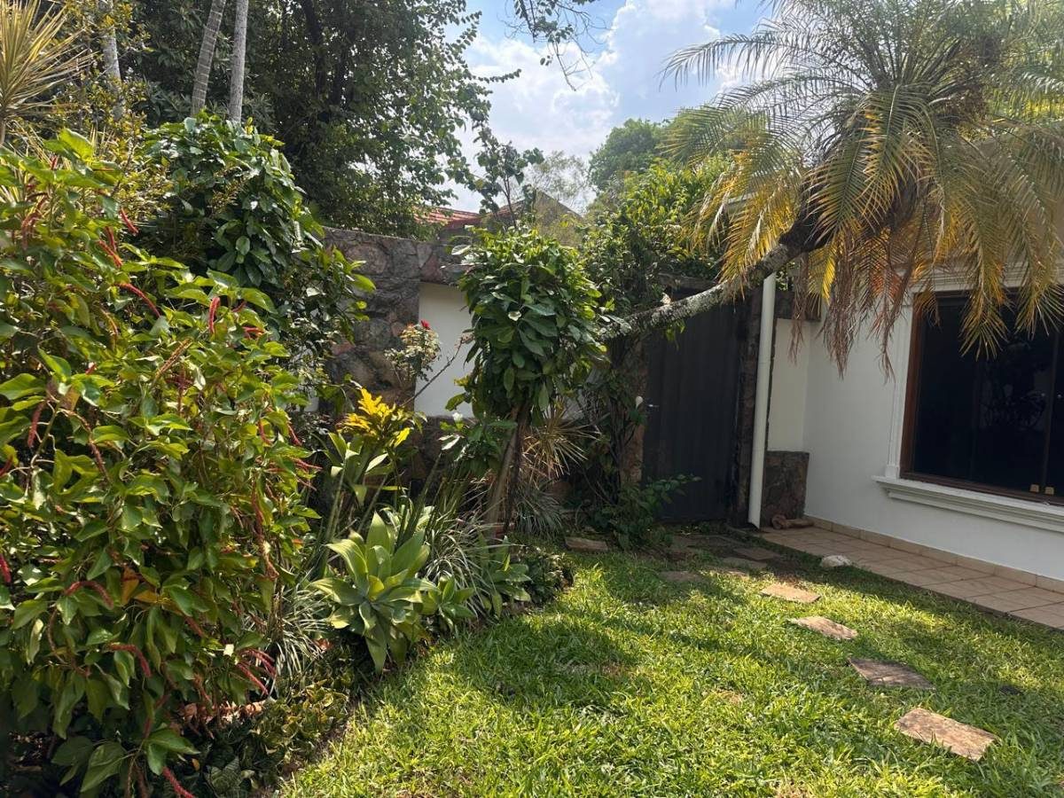 Casa en venta en Mburicaó