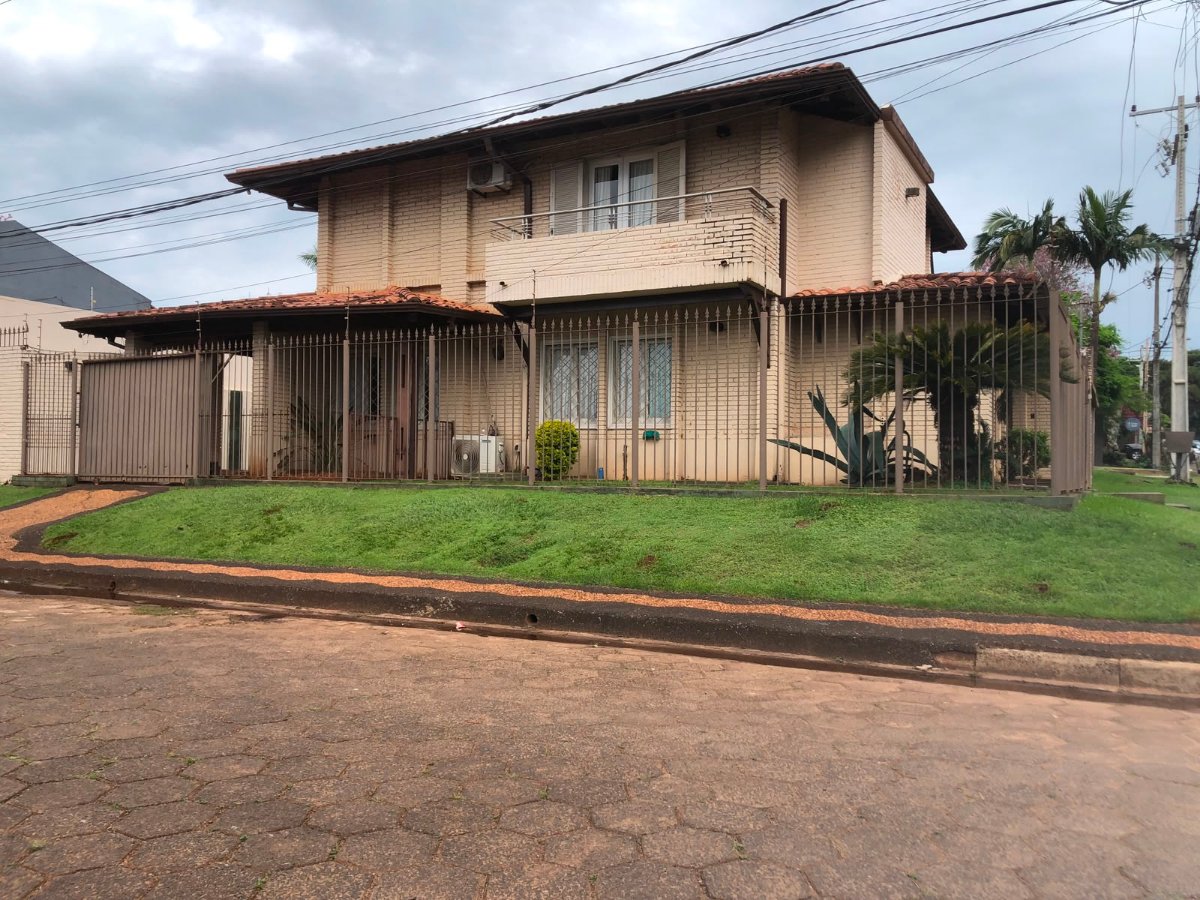 VENDO AMPLIA PROPIEDAD EN CIUDAD DEL ESTE — foto 2