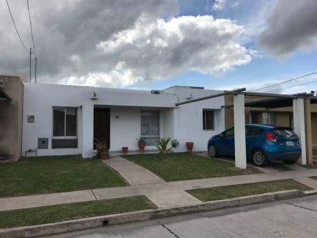 Casa En Alquiler - Cond. Sevilla Pinatar