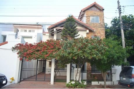 Hermosa Casa En Venta