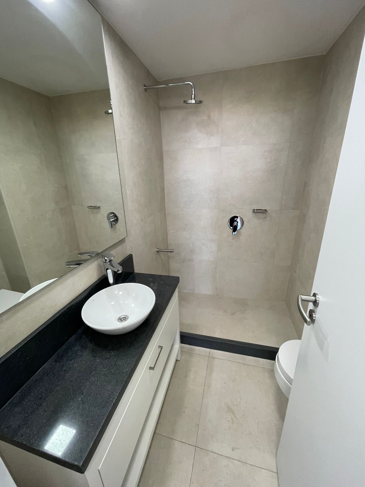ALQUILO DPTO DE 2 HABITACIONES SOBRE SANTA TERESA — foto 2