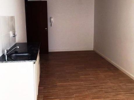 Monoambiente Luminoso A Estrenar En Cordon