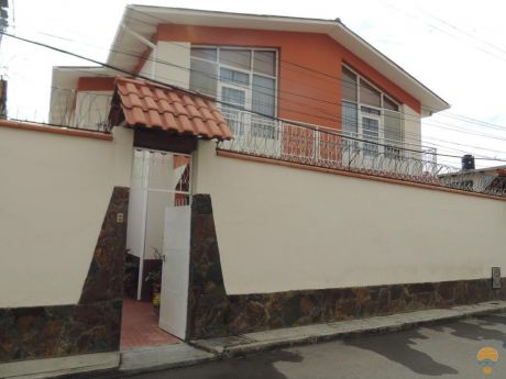 Vendo Casa 2 Plantas Inmediaciones Av. Simon Lopez Av. Colquiri