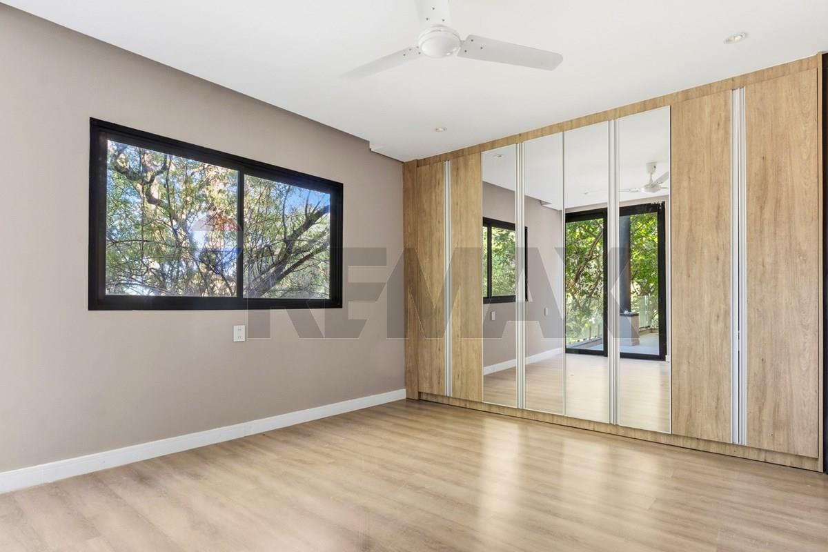 VENDO TRIPLEX DE LUJO EN BARRIO CERRADO — foto 2