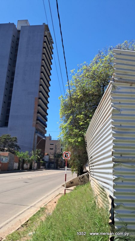 Alquilo Terreno En Esquina S/ Molas López Z/ Lomas Padel (CóD. 1352)