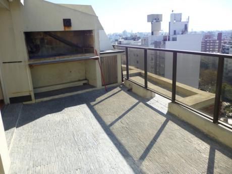 Alquiler Pent House, 2 Dormitorios, 2 Baños Y Garaje