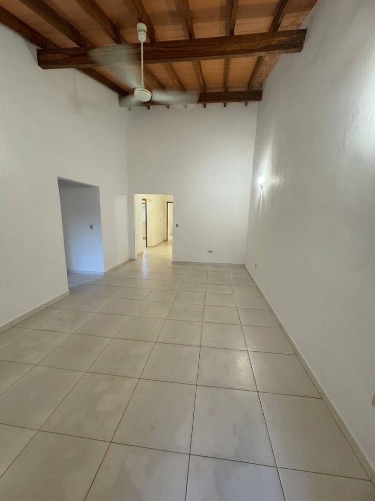 Alquiler de Casa Luque — foto 3