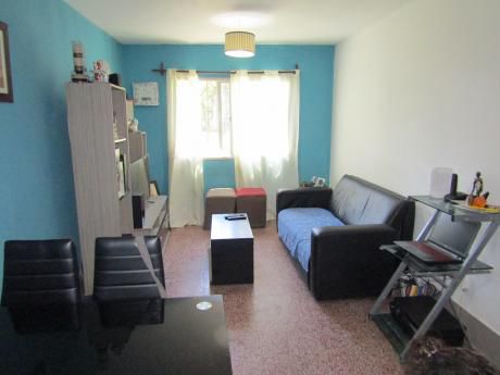 Muy Buen Apartamento En Planta Baja!!