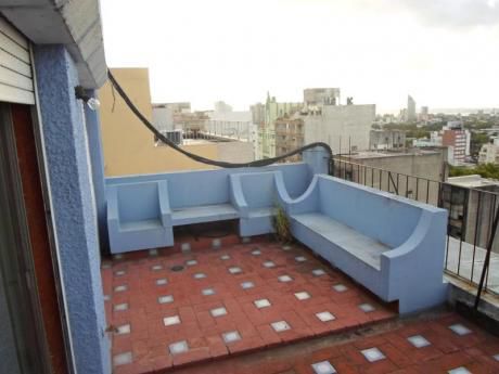 Imperdible! Penthouse Con Amplio Balcón. 28m2. Gc $3000