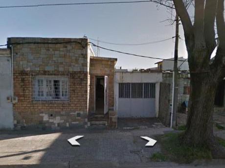 Amplia Casa En Venta O Alquiler!!!