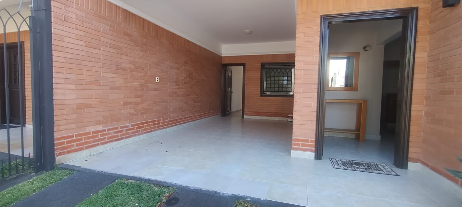 ALQUILO DÚPLEX AMOBLADO B° YCUA SATI S/ TENIENTE VERA — foto 3