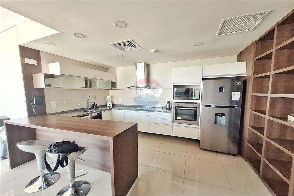 Departamento - Alquiler - Villa Morra, Paraguay — foto 2