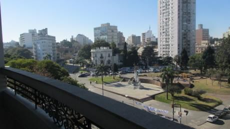 Br.artigas Y Canelones - Edificio De Epoca