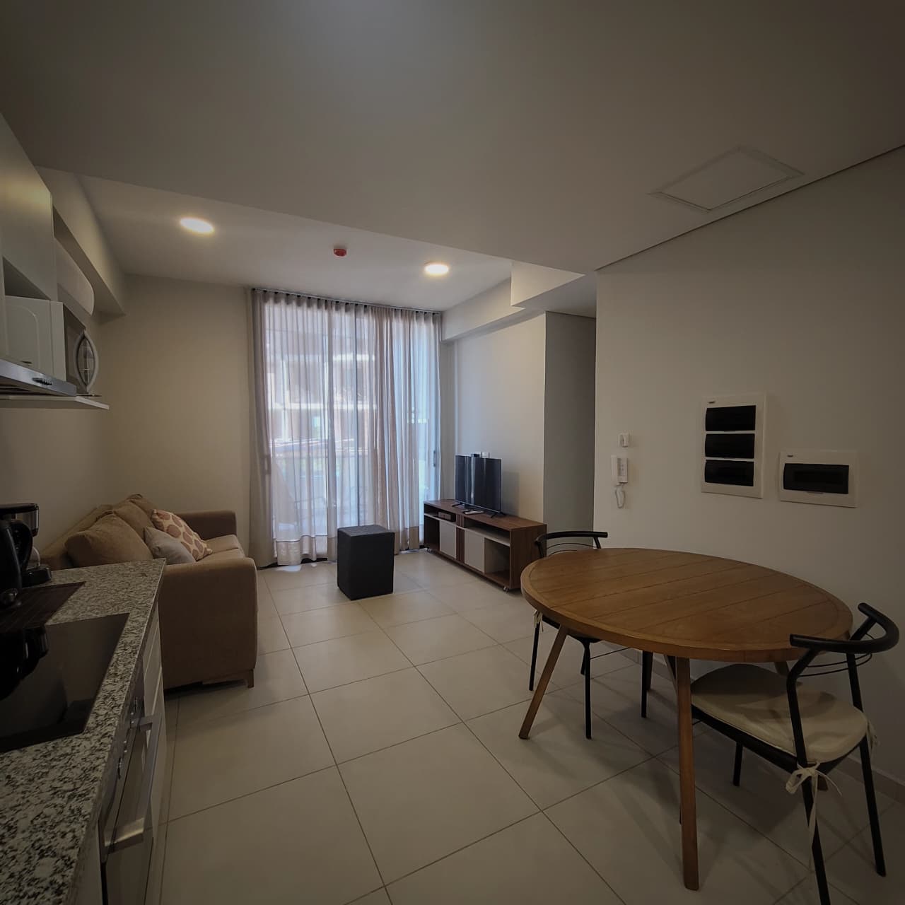 ALQUILO DEPARTAMENTO DE 2 HABITACIONES TOTALMENTE AMOBLADO - LAGUNA GRANDE — foto 2
