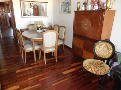 Pocitos Nuevo. Muy Buen Apartamento, 120m + Terrazas