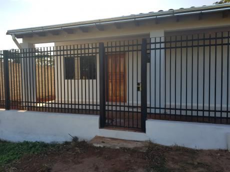 Alquilo Casa A Estrenar En Ypane