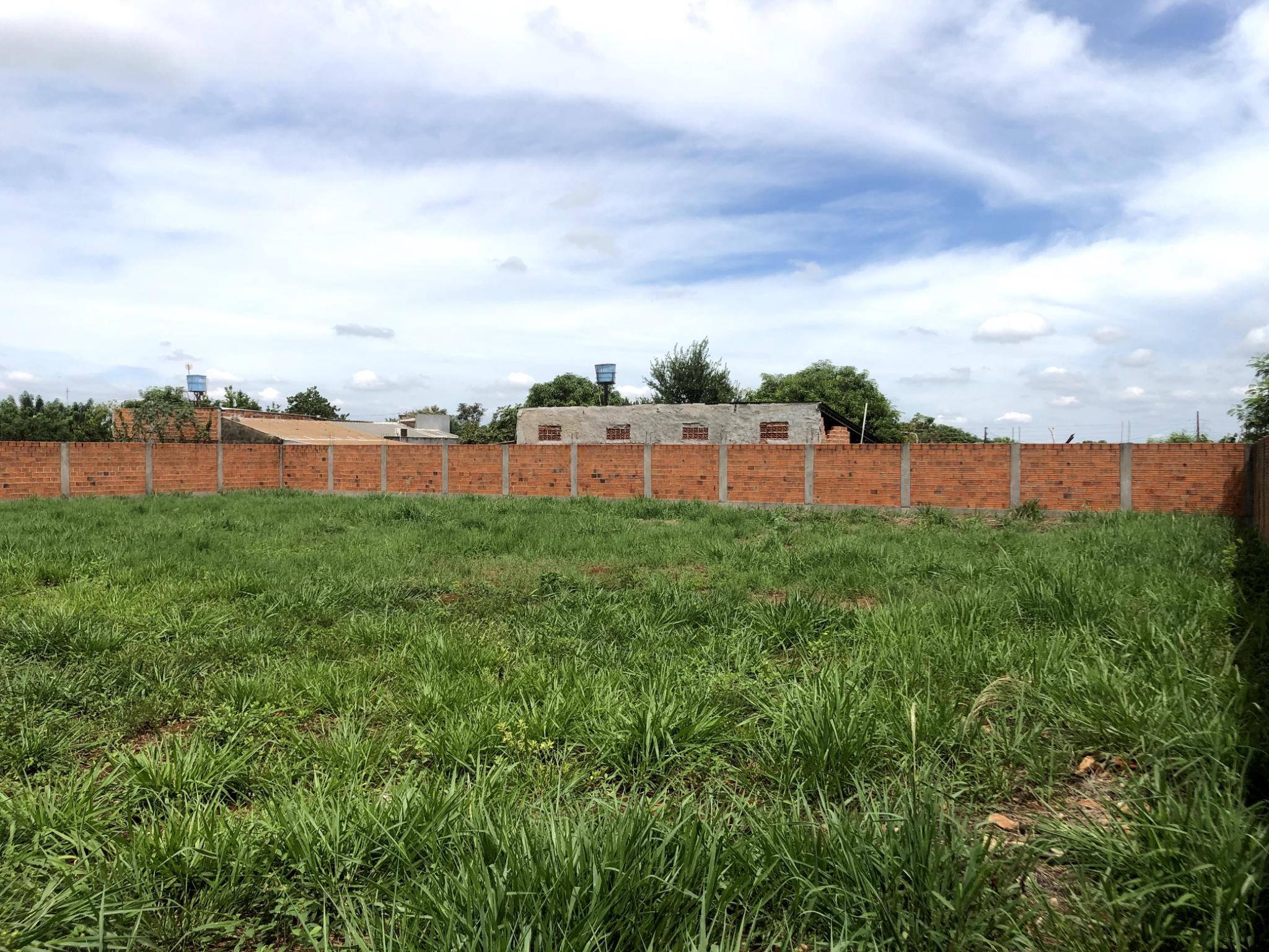 EN VENTA 3 TERRENOS - BARRIO TRIGAL 3 HERNANDARIAS — foto 3