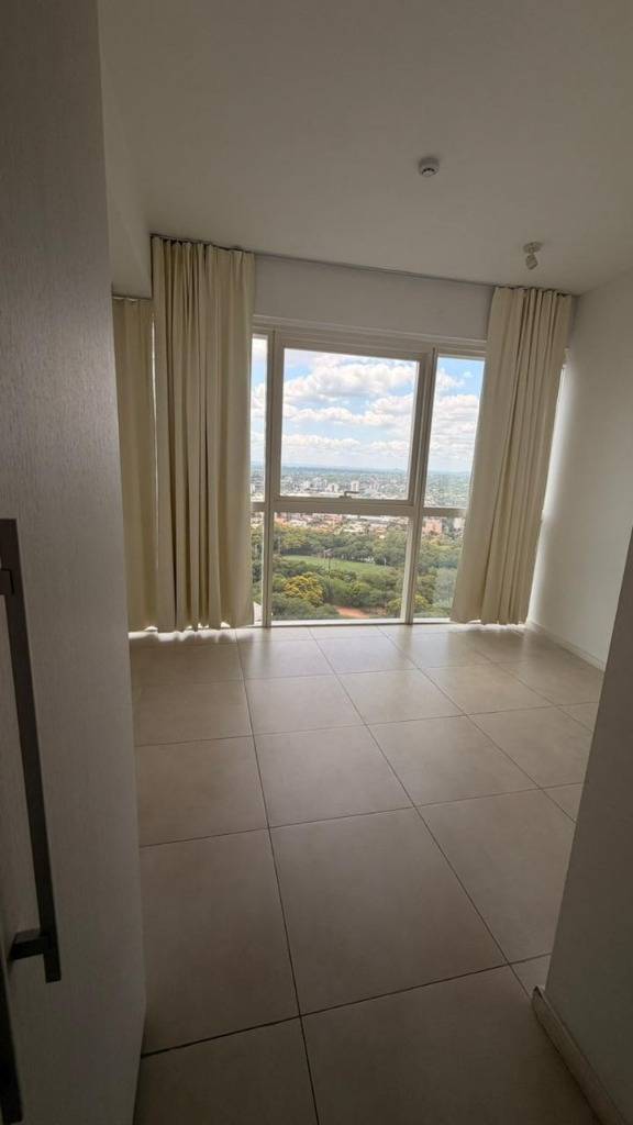 ALQUILO DEPARTAMENTO EN EDIFICIO THE TOWER — foto 2