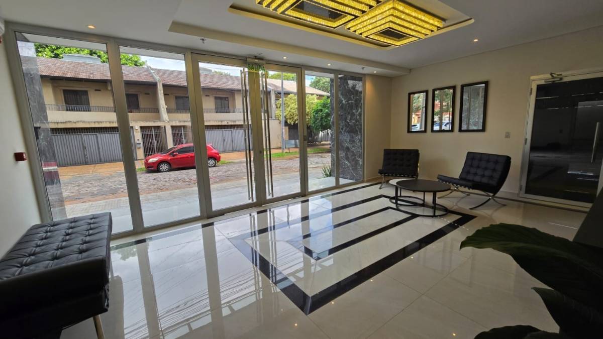 EN VENTA DEPARTAMENTO AMOBLADO ZONA SHOPPING DEL SOL OPORTUNIDAD! — foto 3