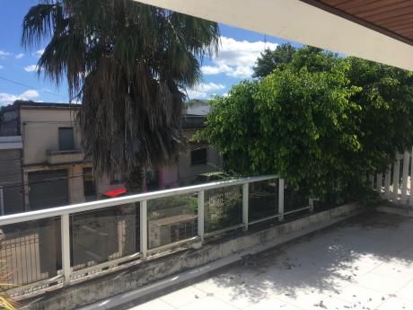 Casa En El Centro De Canelones