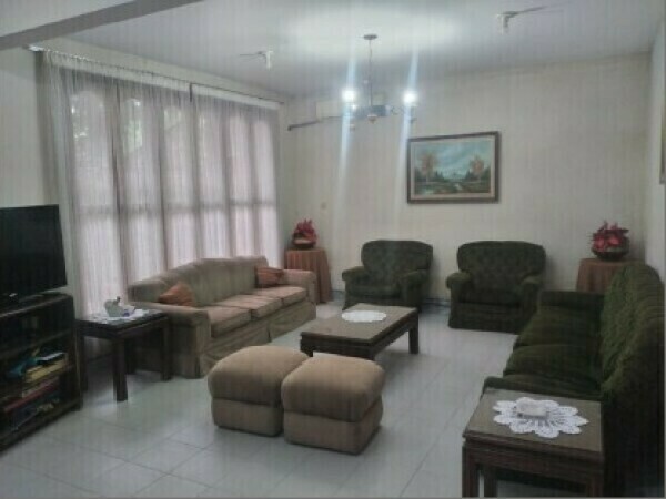 Amplia Vivienda en Encarnación — foto 2
