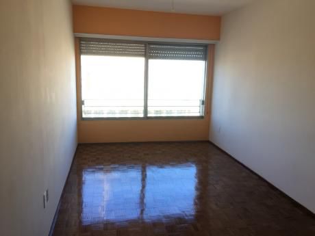 German Barbato Y 18-al Fte Linda Vista