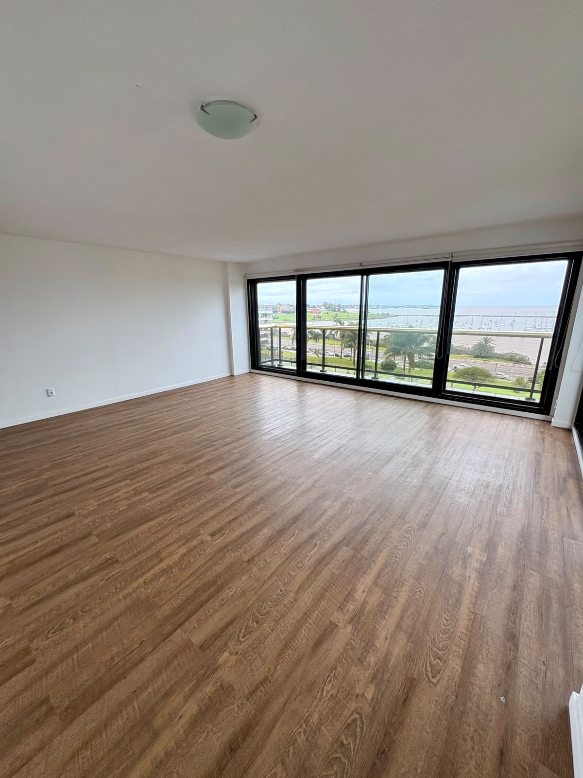 AMPLIO APARTAMENTO RECICLADO CON VISTA AL PUERTITO DEL BUCEO Y AMENITIES PREMIUM · Foto 2