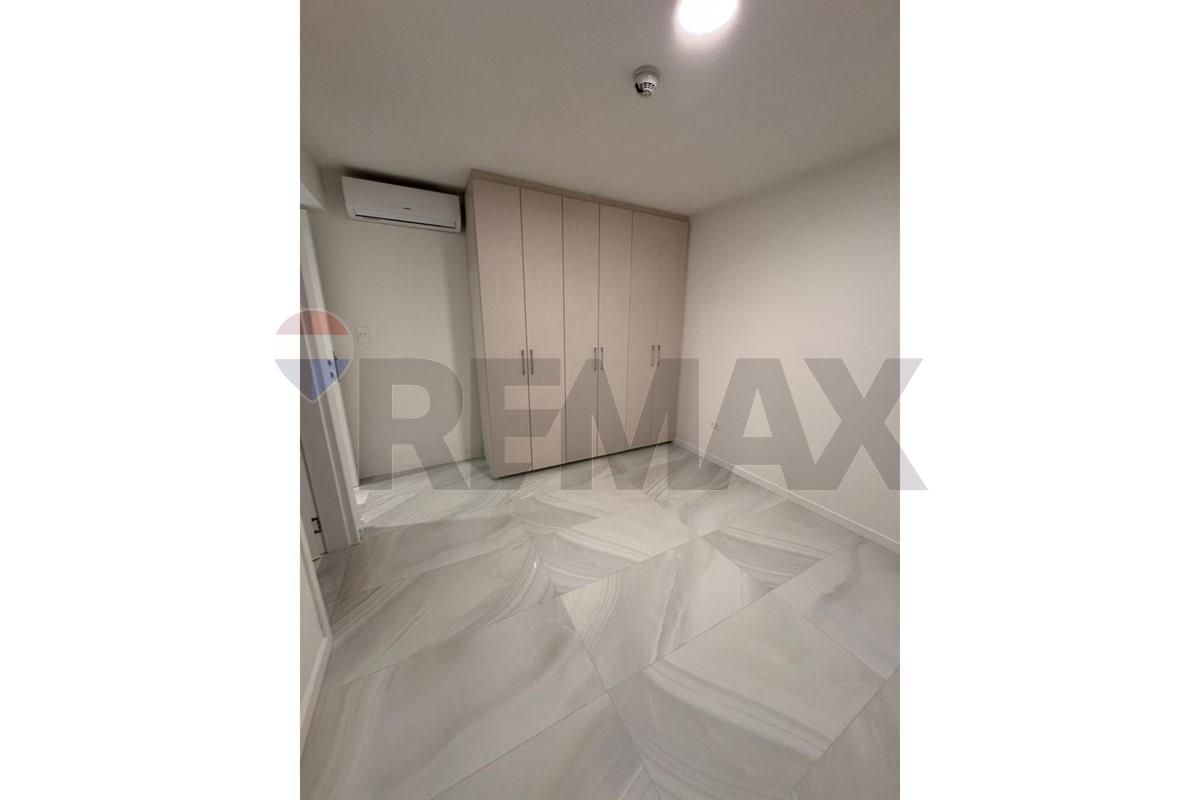 ALQUILO DEPARTAMENTO SEMI AMOBLADO 3 HAB EN ALTAMIRA MARIANO — foto 3
